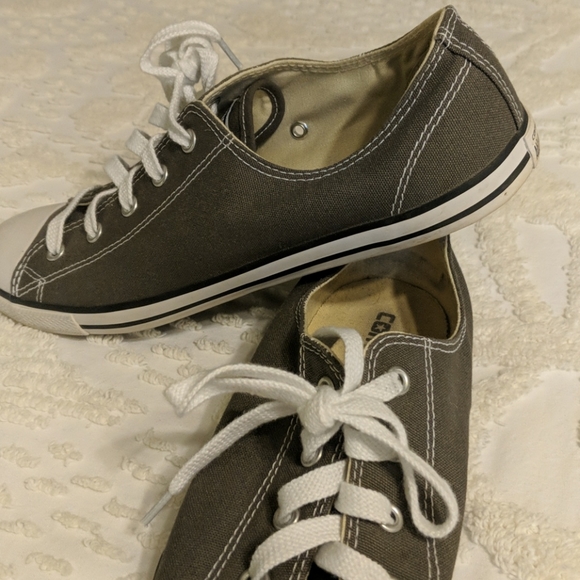 Converse sneakers - Picture 2 of 7